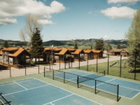 Teton Valley Resort Hotels in Victor