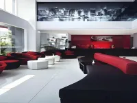 阿米迪亞G套房飯店 - 機場接送