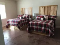 Asixk #2 (Brand New) Các khách sạn gần Riverside Campground