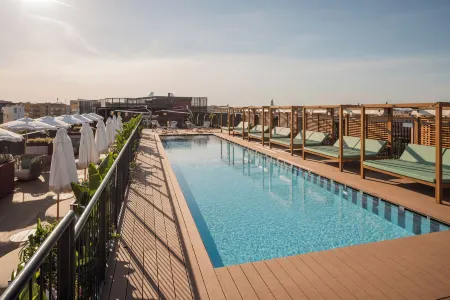 The Social Hub Rome Отели рядом с достопримечательностью «Archaeological Area of Santa Croce in Jerusalem»