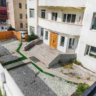 White Hostel Mongolia Hotel Exterior