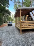 Cozy A-frame cabin just 1/4 mile from Lake Hartwell - perfect for anglers