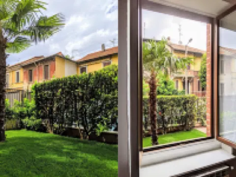 Monza Apartments Hotels in Monza