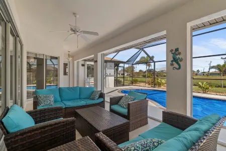 Welcoming Pool Home on Canal Short Trip to Beaches