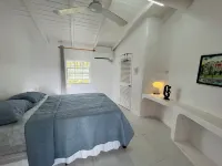 Charming 3-bedroom villa in marvelous Holetown with AC, WiFi and private pool!