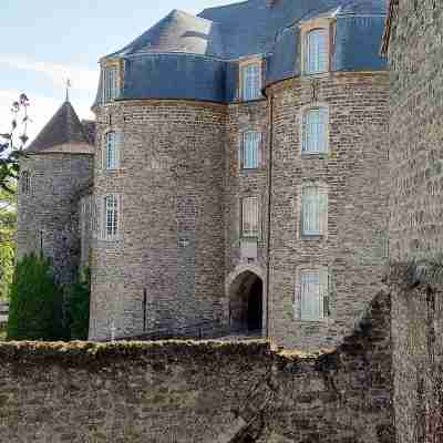 Le Gîte du Château II : Appartement Avec Jolie vue Hotel Exterior