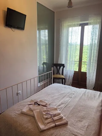 "El Pueblecito" - vacation home in upper Sabina 40 minutes from Rome. Central Italy