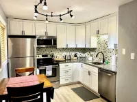 1 bedroom furnished apartment, great location, 10 minutes from Frontier Park.