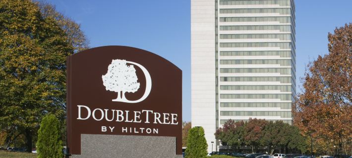 DoubleTree by Hilton Kansas City - Overland Park Hotels in Johnson County