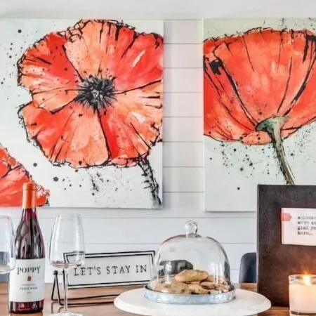 Poppy & Rye House: one block from the Silos