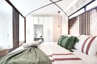 Luxe Suburban Haven 10 mins away from OR Tambo Airport .Load shedding Friendly