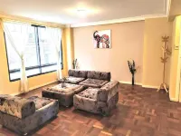 Charming 3-bedroom apartment in La Paz with AC, WiFi Hotel a 