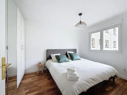 Newly renovated 3-bedroom apartment 300m from the beach and Rue St Jean