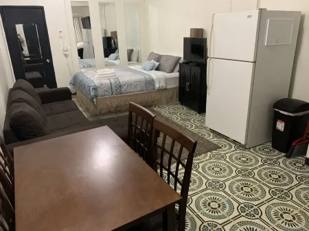 Entire Studio Chalan Pago Guam Отели в г. Чалан Паго