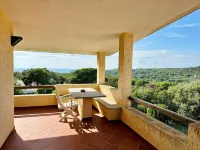 Apartment mit Zwei Schlafzimmern und Herrlichem Meerblick, Rena Majore, Sardegna Hotels in Rena Majore