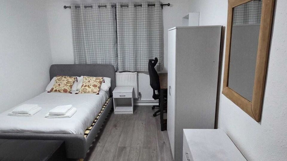 Colchester - 3-bedroom apartment with WiFi - Colchester