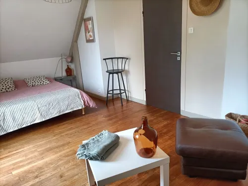 Charming house near the center of Landerneau, ideal for visiting Finistère. 란더노 호텔