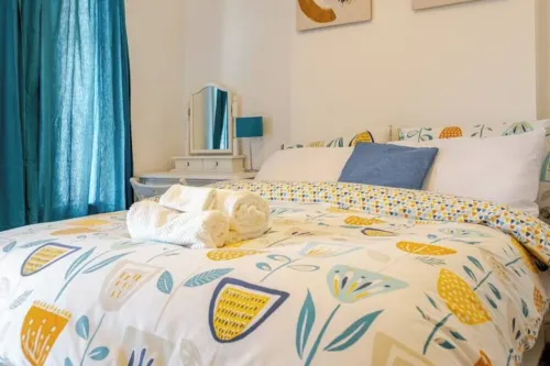 Modern 3-Bed Getaway | Family-Friendly | Close to Peak District