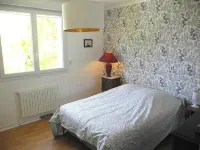 Maison Spacieuse à Plouarzel Proche des Commerces et à 3 km des Plages Hotels in Plouarzel