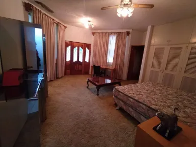 Garden house Cuernavaca Costco Wholesale Cuernavaca附近的飯店