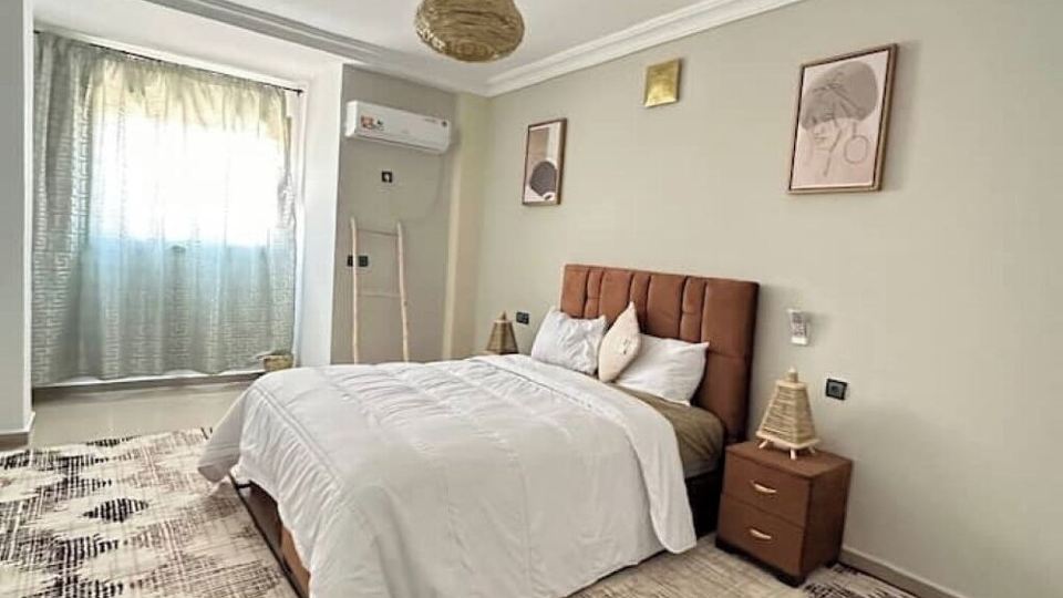 Hoodhouses: Vintage apartment