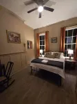 The Henry Lofts Unit 3 - 'The Sunset Suite'