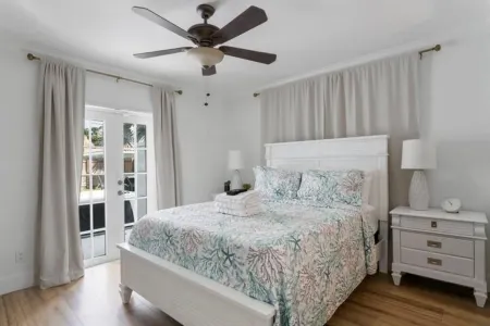 Outdoor Oasis Heated Pool, Hot Tub, Fire Pit, Tiki, Games