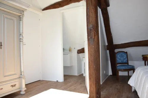 Dépendance du Presbytère Rénovée - Vallée D'eure - 10 min Mcarthur Paris-giverny