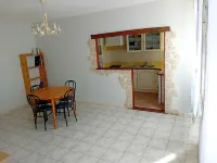 self-catering apartment for up to 6 people Hotels in Cruis