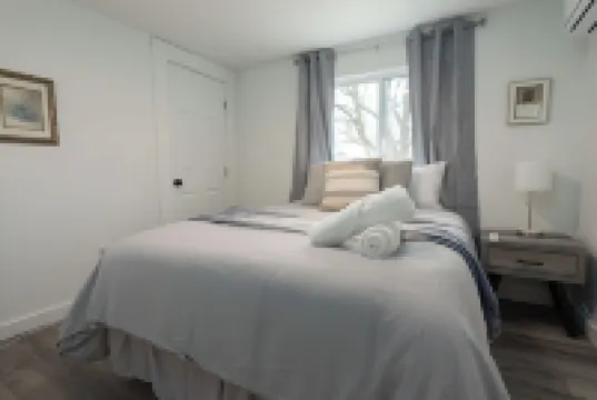 Cozy Contemporary River's Edge Retreat