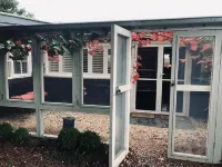 Uffington cottage ~ Daylesford ~sleeps up to 3