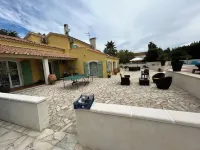 Grande Villa Luxe Piscine 360 m2 sur 1500 m2 Plage MER à 3 Minutes