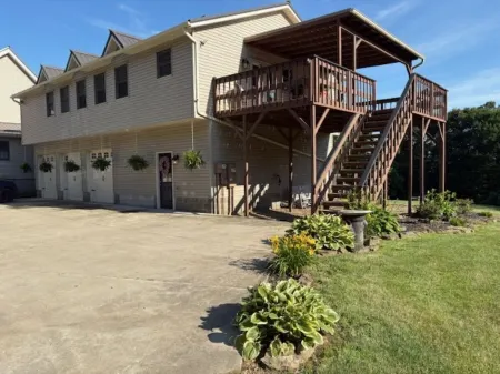 Oak Haven Retreat Отели в г. Кэрролл