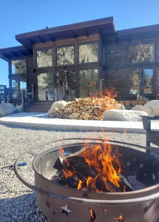 Hoosier Bunny Mine Mountain Chalet