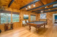 New Listing! Luxury mountain view cabin in the heart of Aska Adventure area