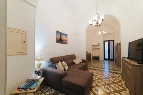 Historical quiet house in the middle of Salento Hotels in Cutrofiano