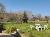 Le Gîte du Saule . en Sologne , Entre Chambord et zoo de Beauval Hotels in Cheverny