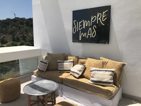 Siempre Mas golf penthouse Atalaya Hills