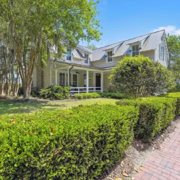 Palmetto Bluff Home in the Heart of Wilson Village3 Bdrm-3.5 Bath -Golf Access