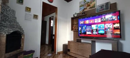 Monte Verde Apartment Отели рядом с достопримечательностью «Escola Mineira de Falcoaria»