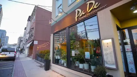 Miami styled living - Min to NYC Отели рядом с достопримечательностью «SoJo Spa Club»