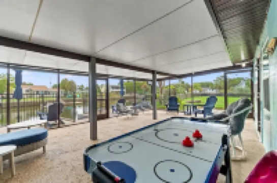 Waterfront Bliss in Hernando Beach. Dock, Kayaks & Sunsets