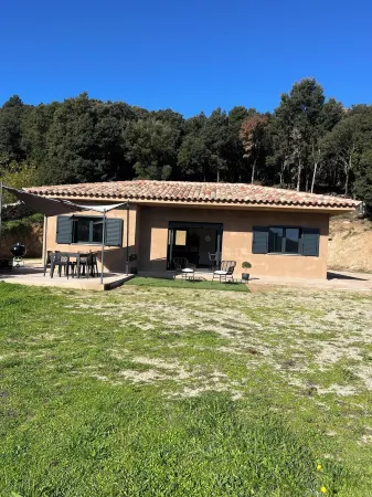 Maison de Plain Pied Отели в г. Фоче