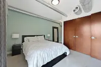 Entire Condo in the Heart of Downtown Austin 1Bd/1ba Chef's Kitchen 오스틴 시티센터 호텔