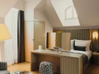 Hotel Blow Up Hall Hotels near Nowe Miasto