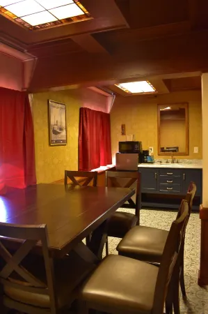 Manresa Castle Отели в г. Порт Хадлок-Айрондейл