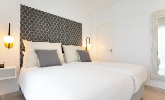 Genteel Home Ricardo Soriano