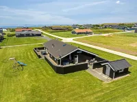 "Samuil" - 300m to the Fjord