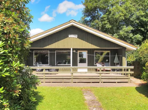 "Angret" - 200m from the sea