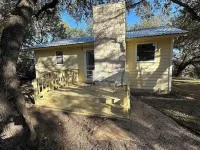 StunningHome on The Blanco River Hotels in Blanco